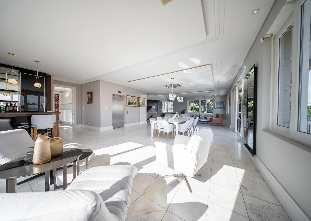 344 m² apartment with floor-to-ceiling windows and a bathtub — photo 30