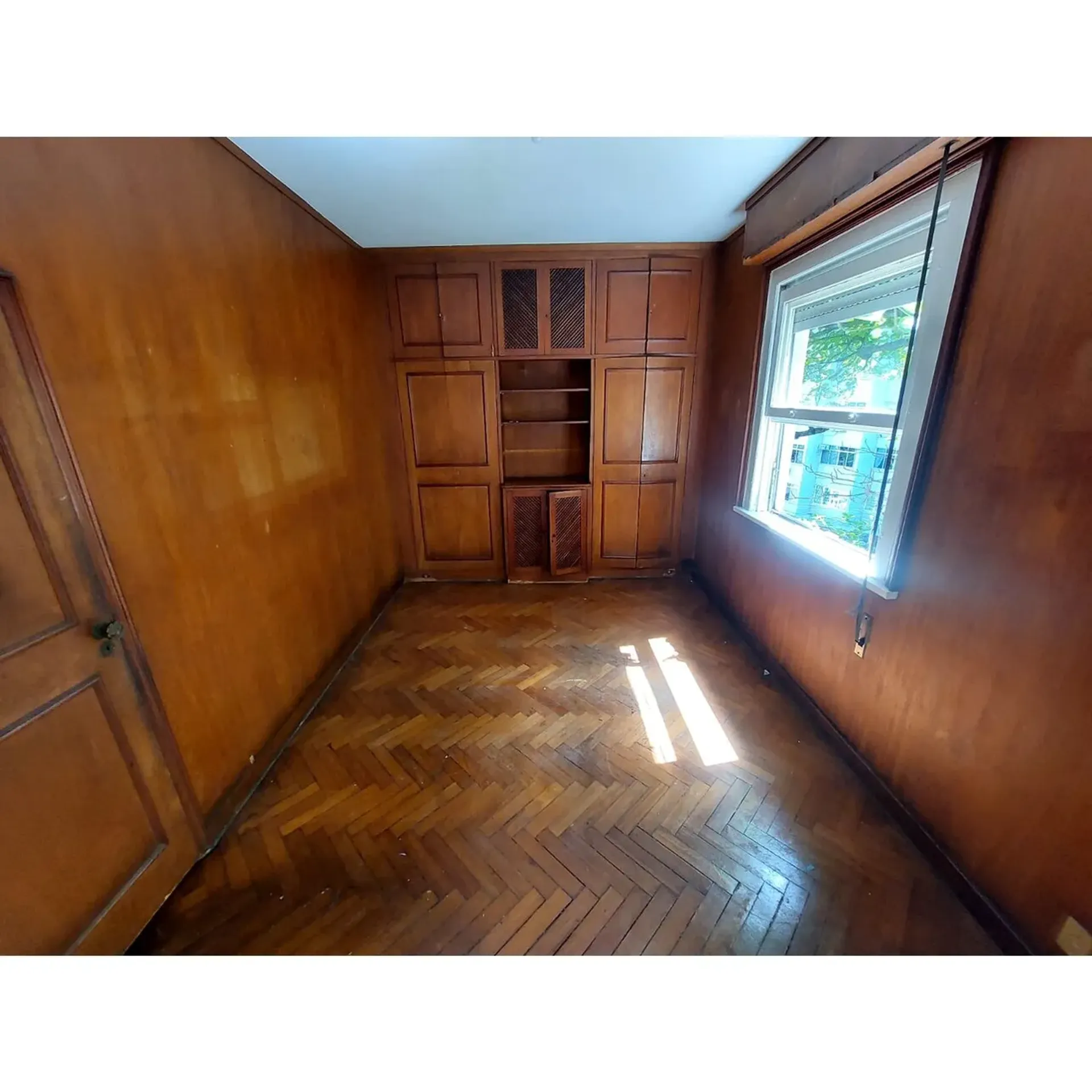 Home office in a 3-bedroom apartment, 132 m² — photo 24