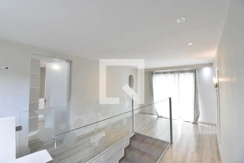 3-bedroom house with a home office — photo 32