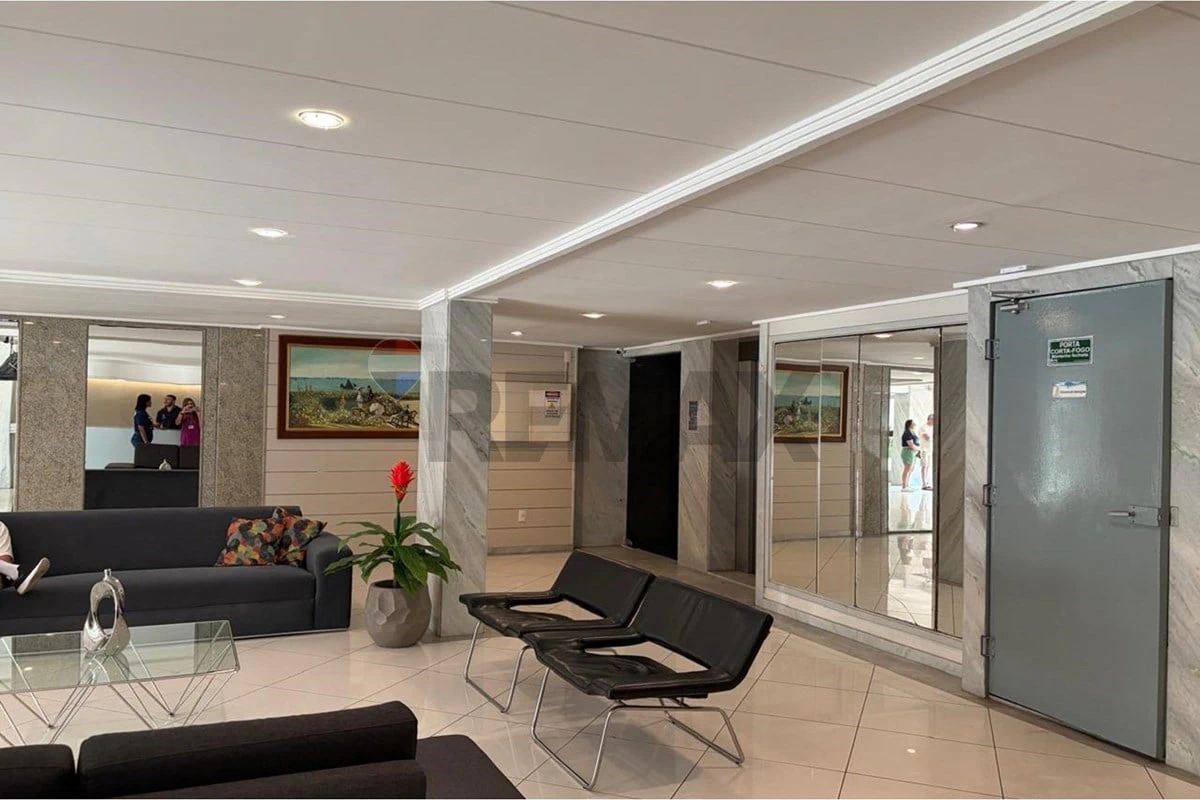 One-bedroom apartment with a water view in João Pessoa — photo 20