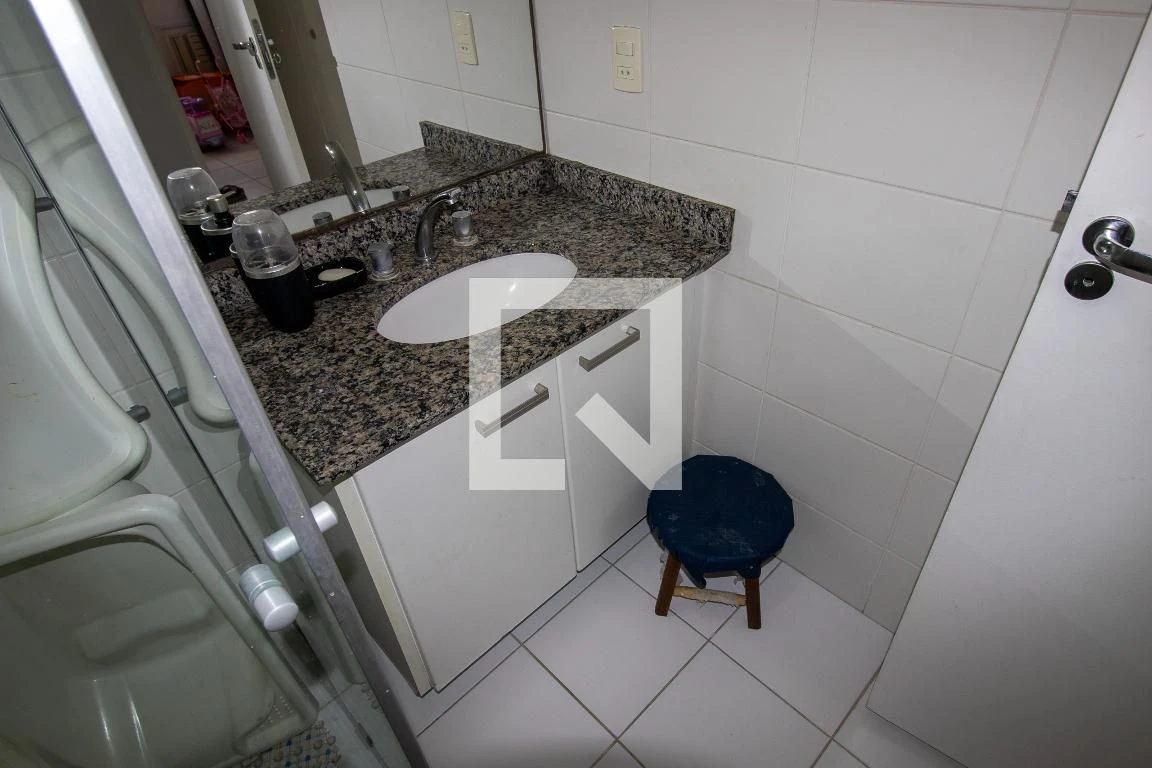 Furnished apartment with 3 bedrooms and 3 bathrooms — photo 51
