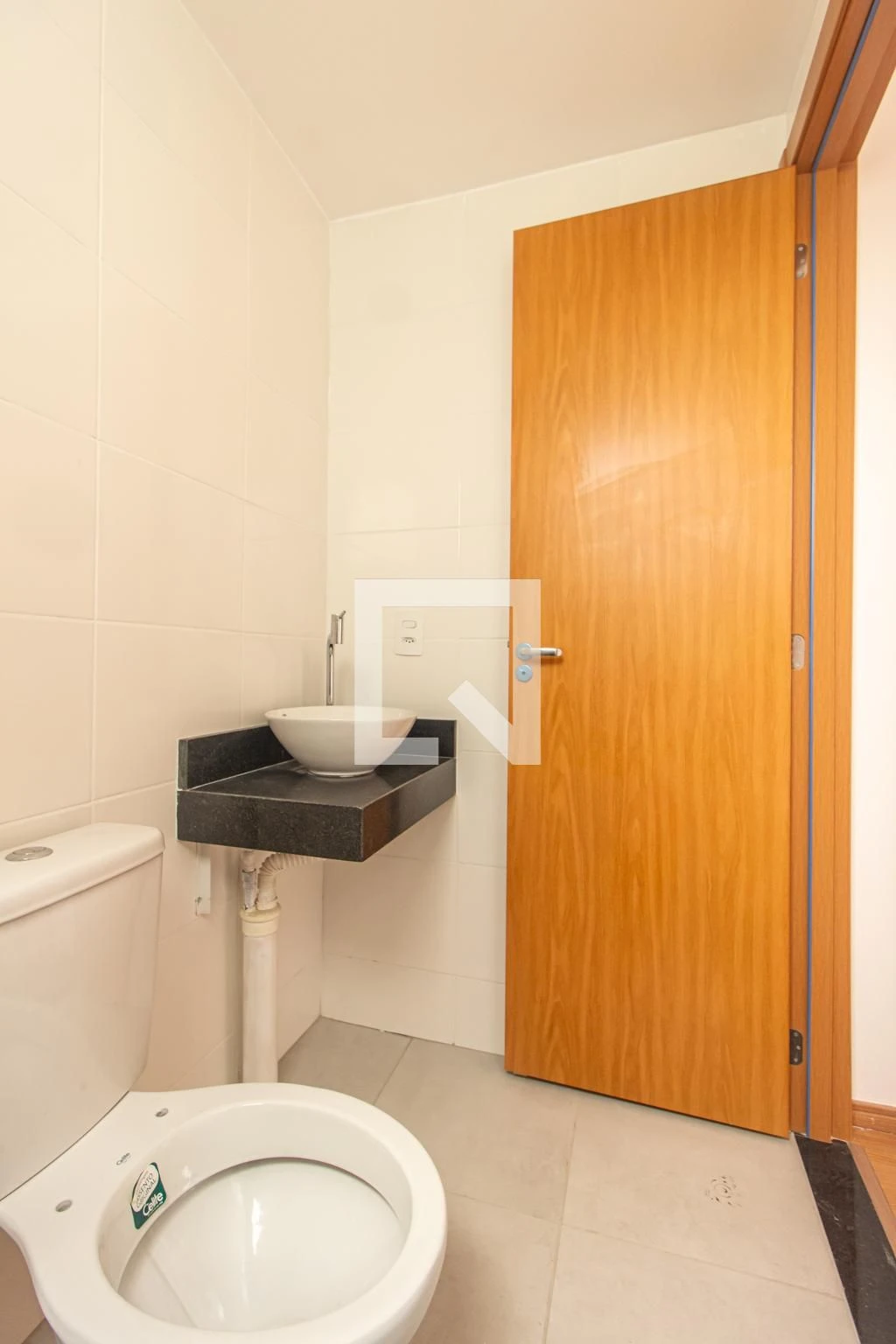 2-bedroom apartment in a building with a pool — photo 19