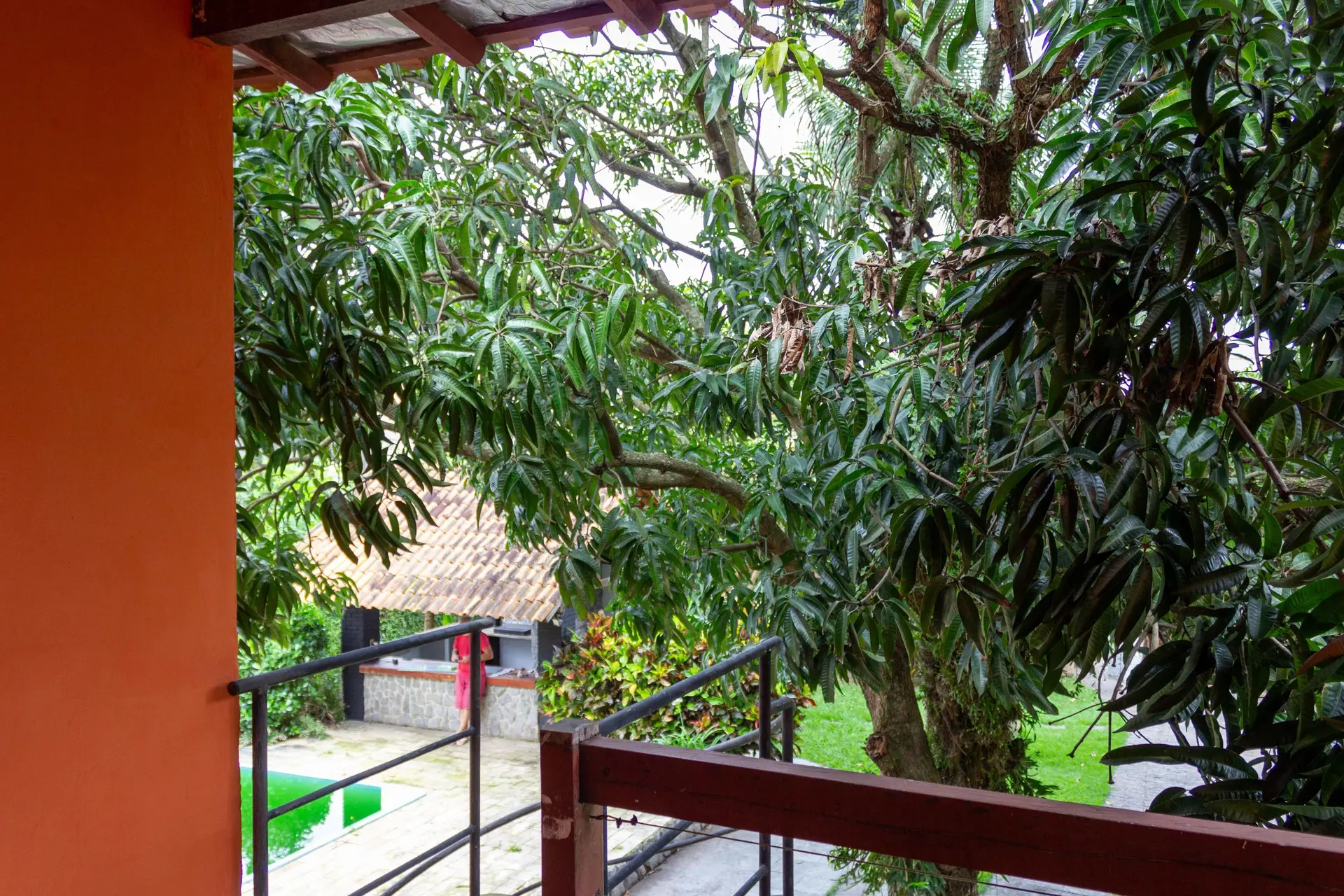 Casa de 3 dormitorios con bañera — photo 41