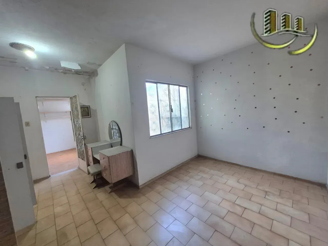 House with 3 bedrooms and 3 bathrooms plus 2 parking spots — photo 13