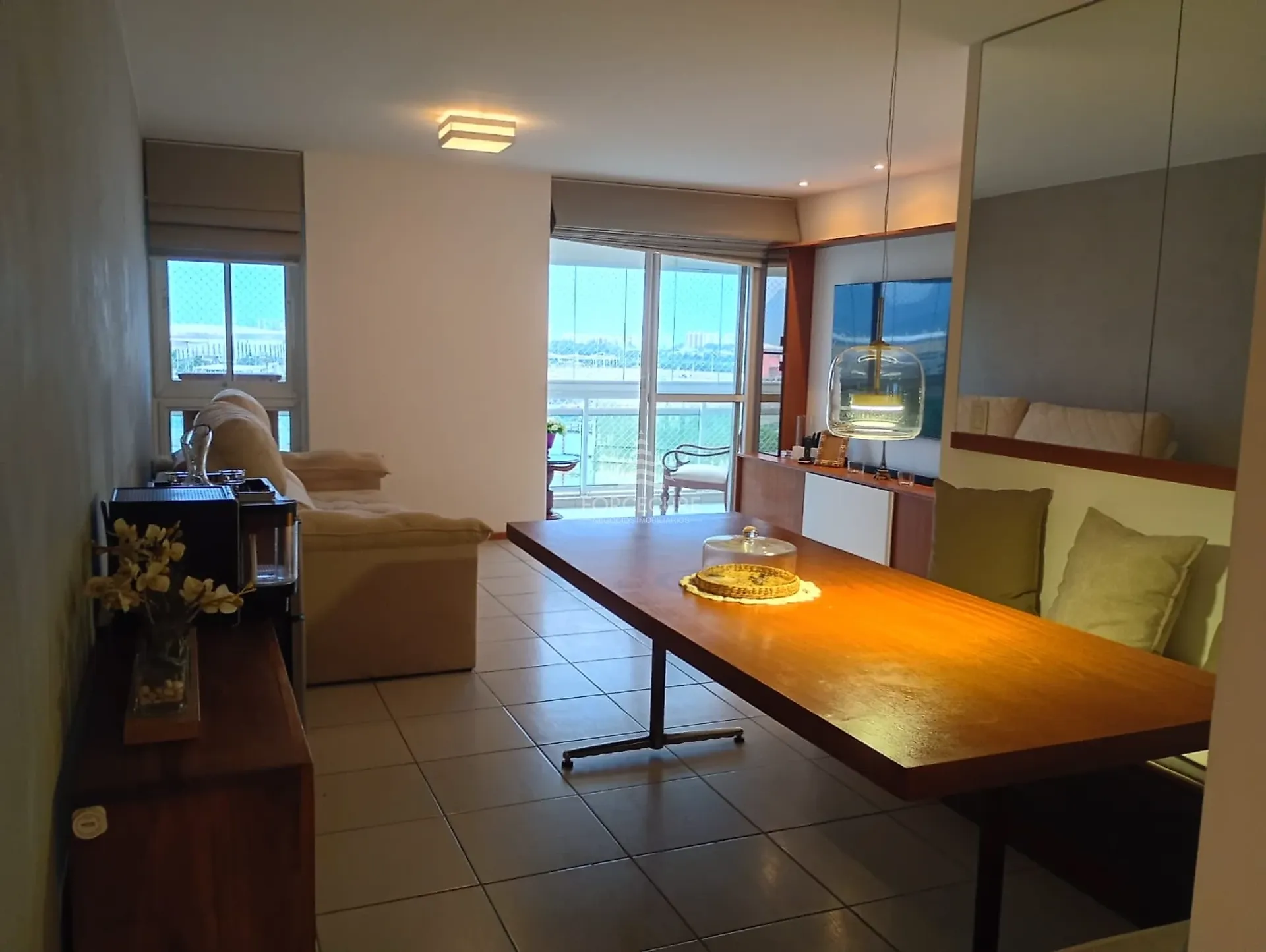 Glass-enclosed balcony in a 2-bedroom apartment, 100 m² — photo 3
