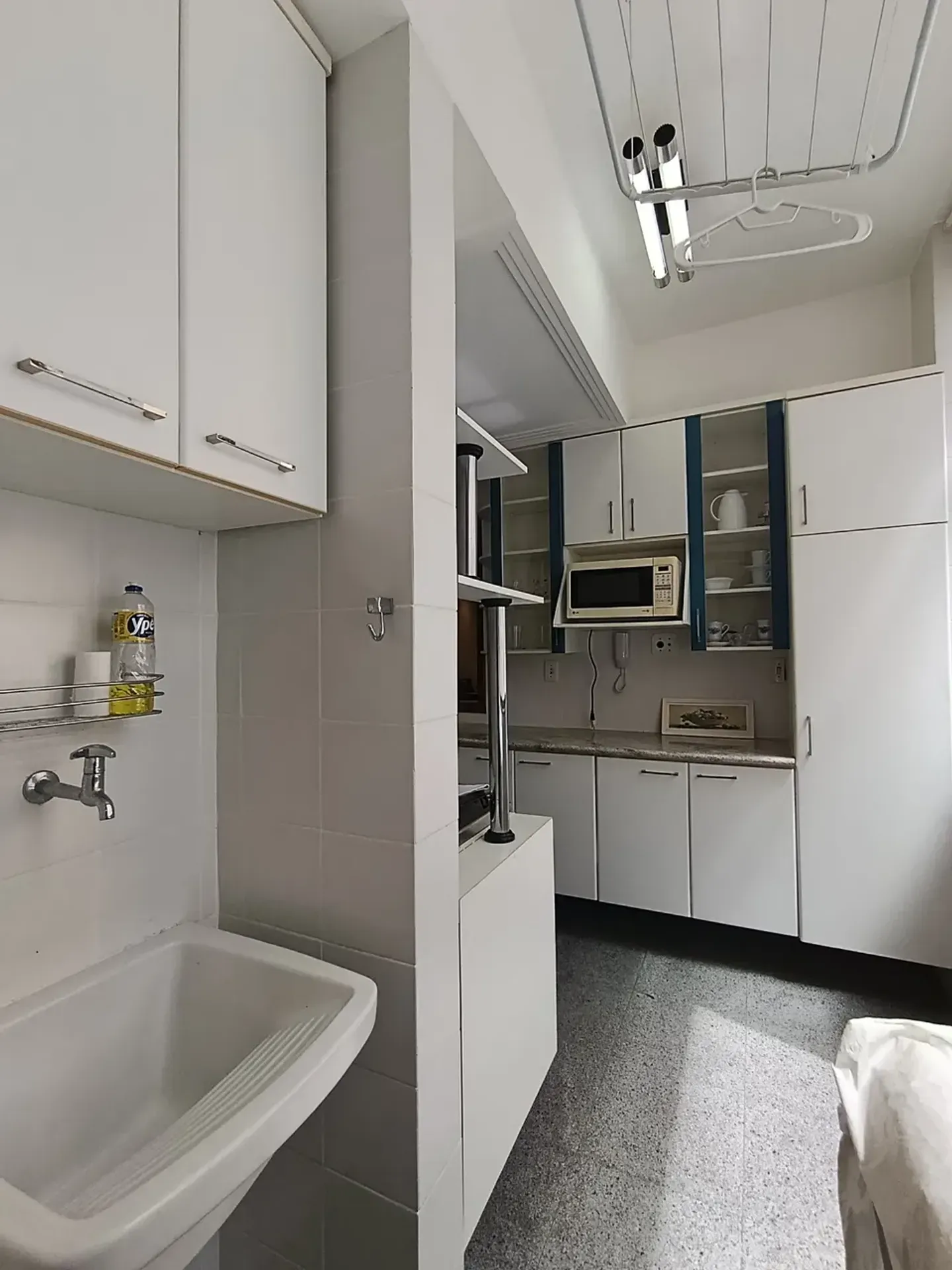Apartamento sem mobília com cozinha separada e 2 quartos — photo 46