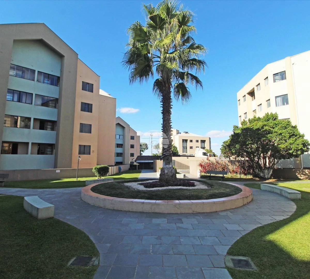 Apartamento, 21 m², com piso de madeira ou laminado — photo 16
