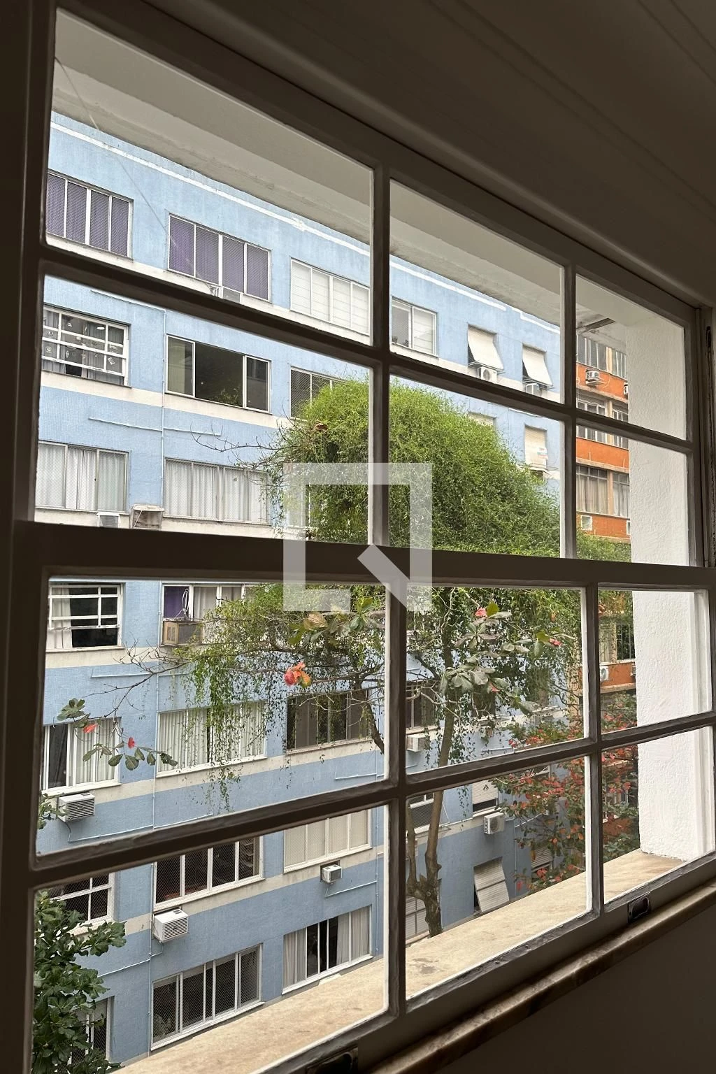 Apartamento com 4 quartos e sala de estar, 3 banheiros — photo 7