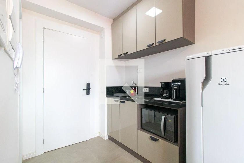 Студия 20 м² с рабочим местом и стиральной машиной — photo 8