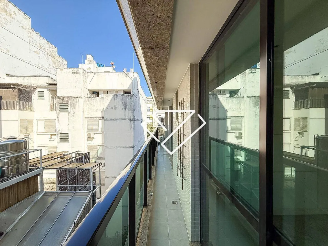 3-bedroom apartment with 165 m² and 3 parking spaces — photo 4