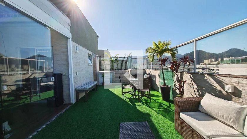 Панорамные окна и 4 спальни: квартира 200 м² — photo 18
