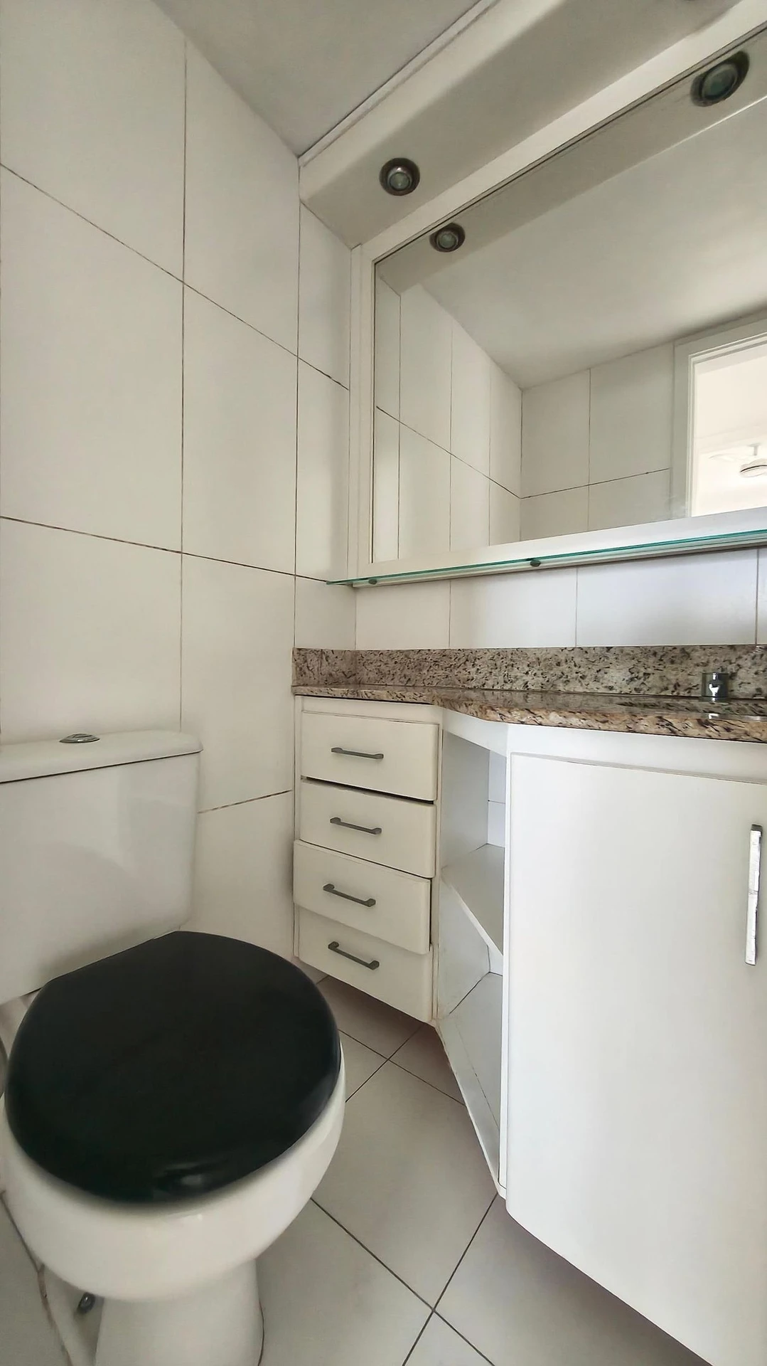 Apartment, 87 m², with a jacuzzi — photo 17