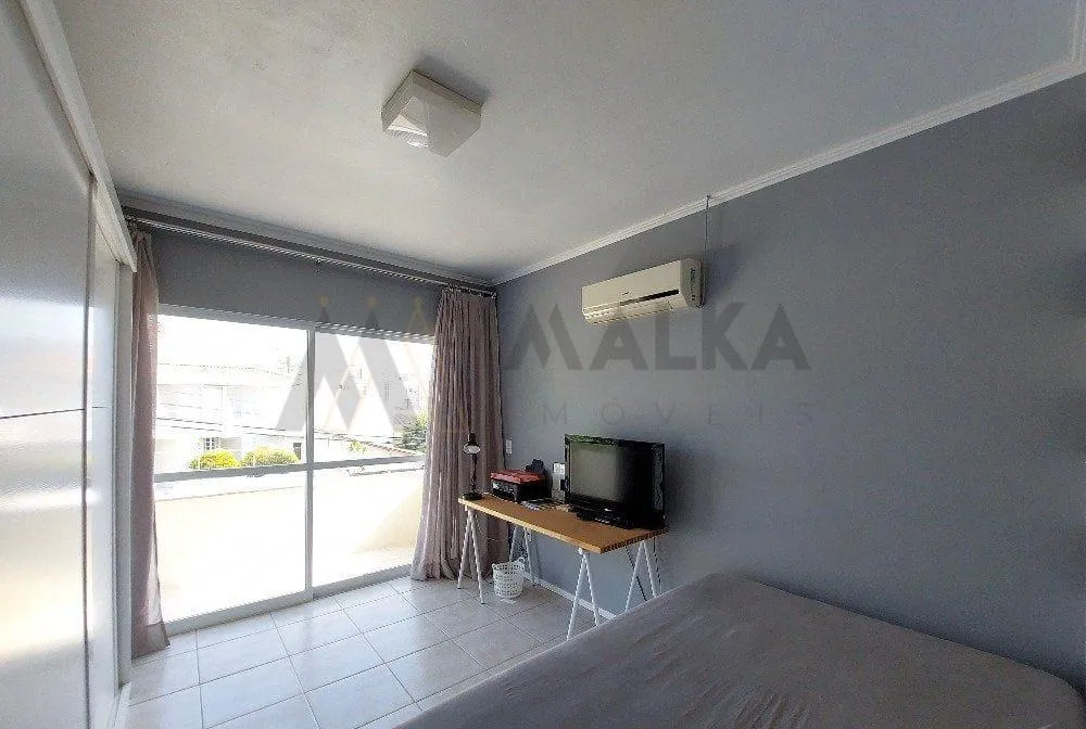 Home office in a 3-bedroom house, 174 m² — photo 20