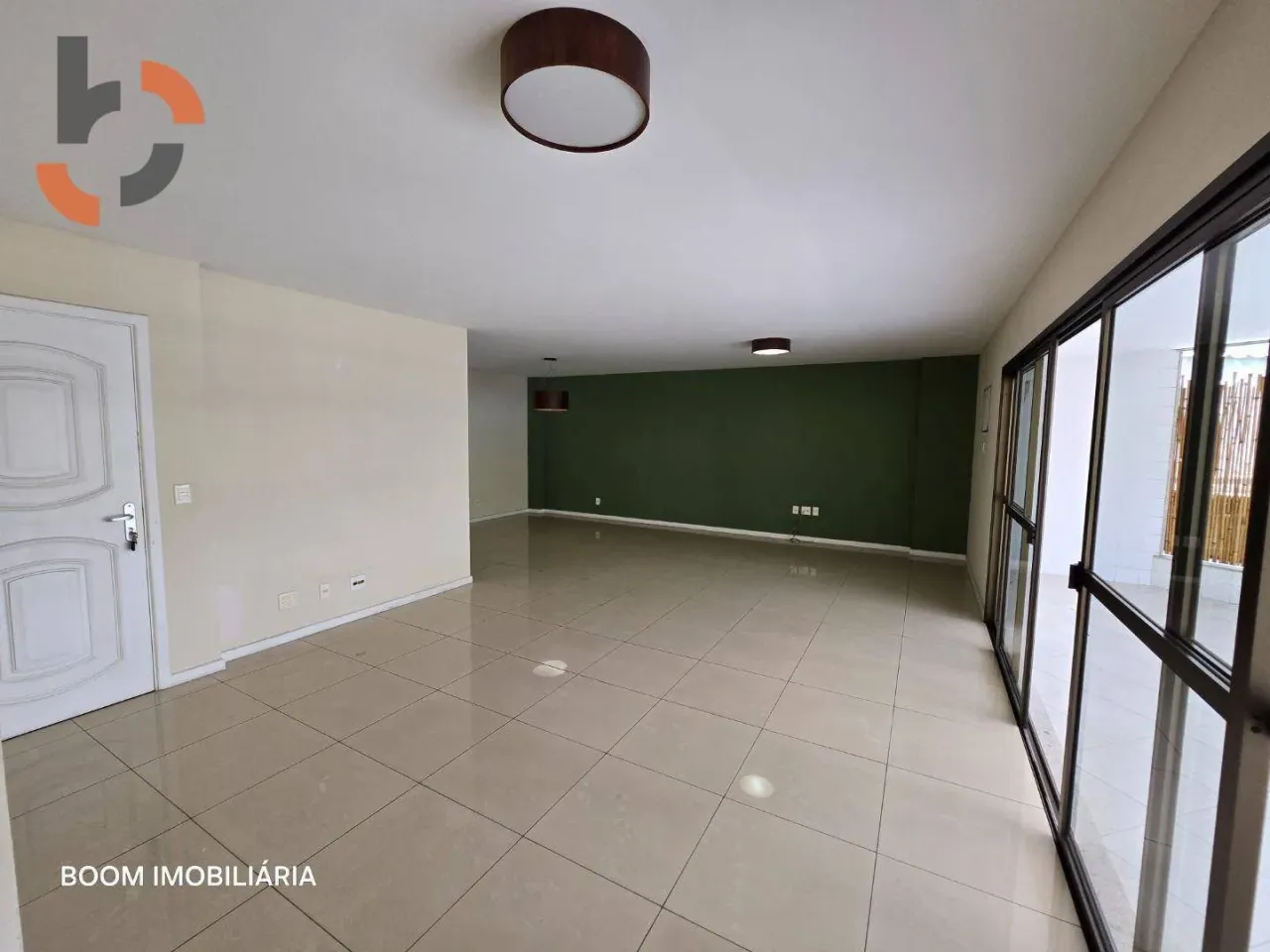 3-bedroom apartment with a closed gas kitchen — photo 14