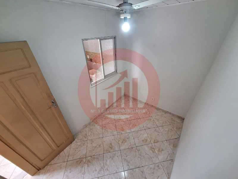 2-bedroom, 1-bath rental with no parking space — photo 21