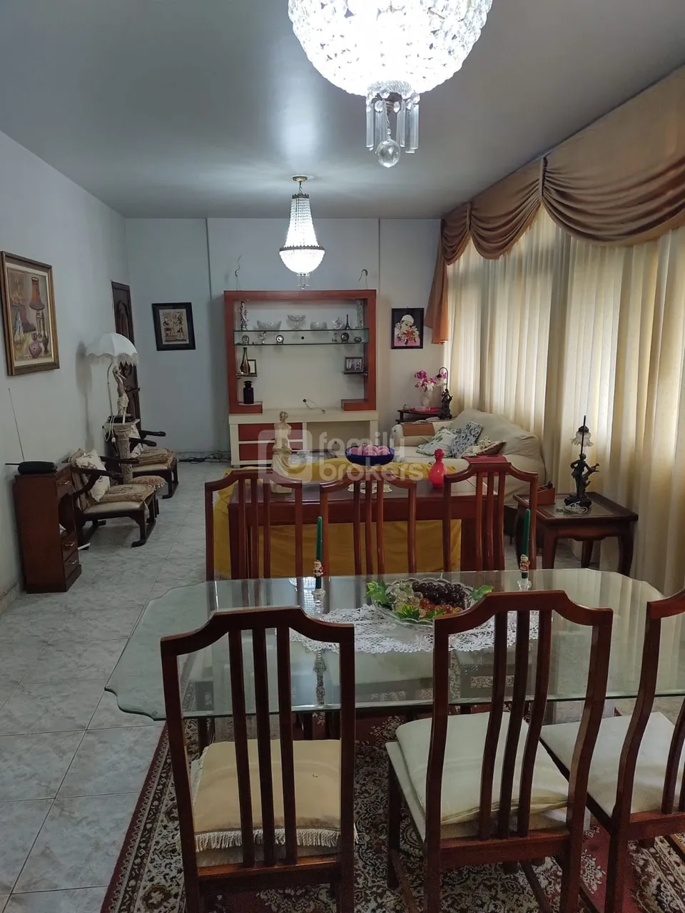Furnished 3-bedroom apartment with 140 m² — photo 6