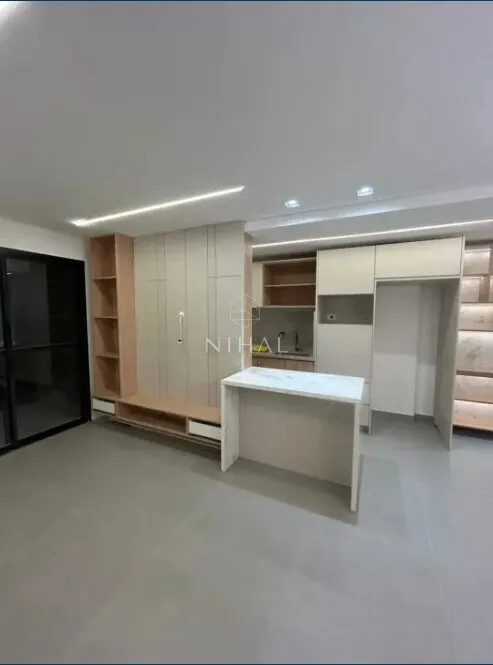 Unfurnished apartment with integrated kitchen and parking