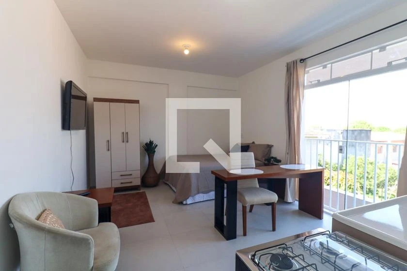 Furnished studio with 1 bedroom and 1 bathroom — photo 4