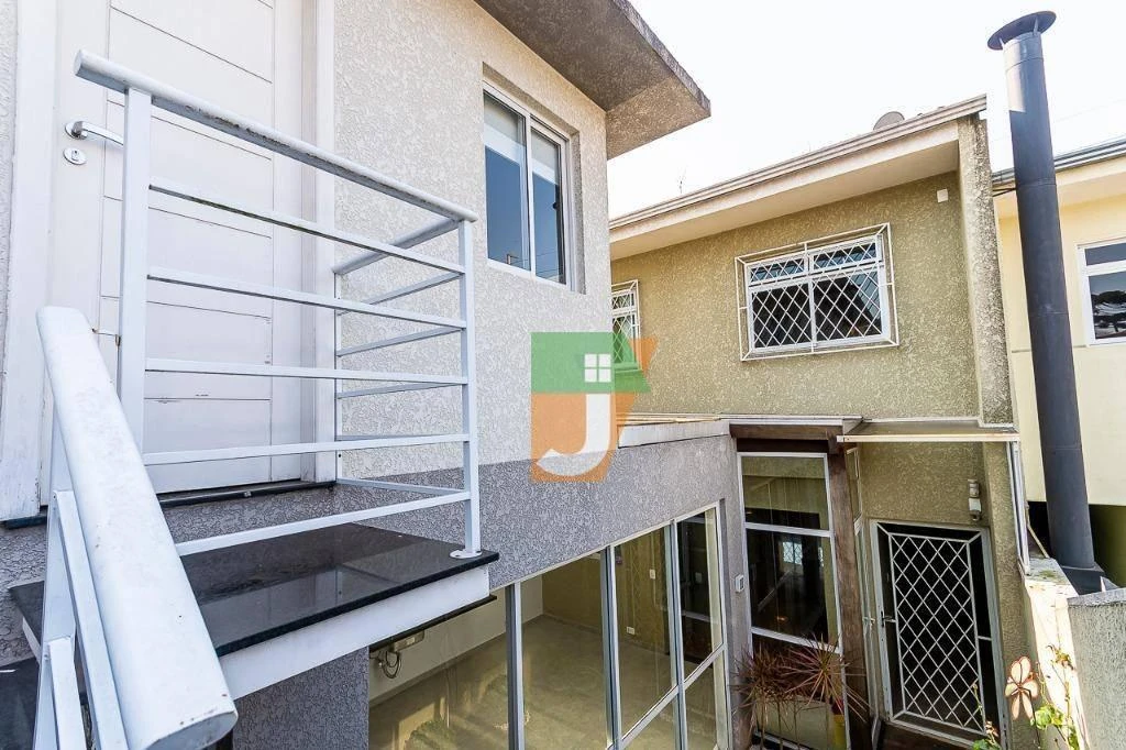Casa de 4 quartos com banheira, Jardim das Américas — photo 13