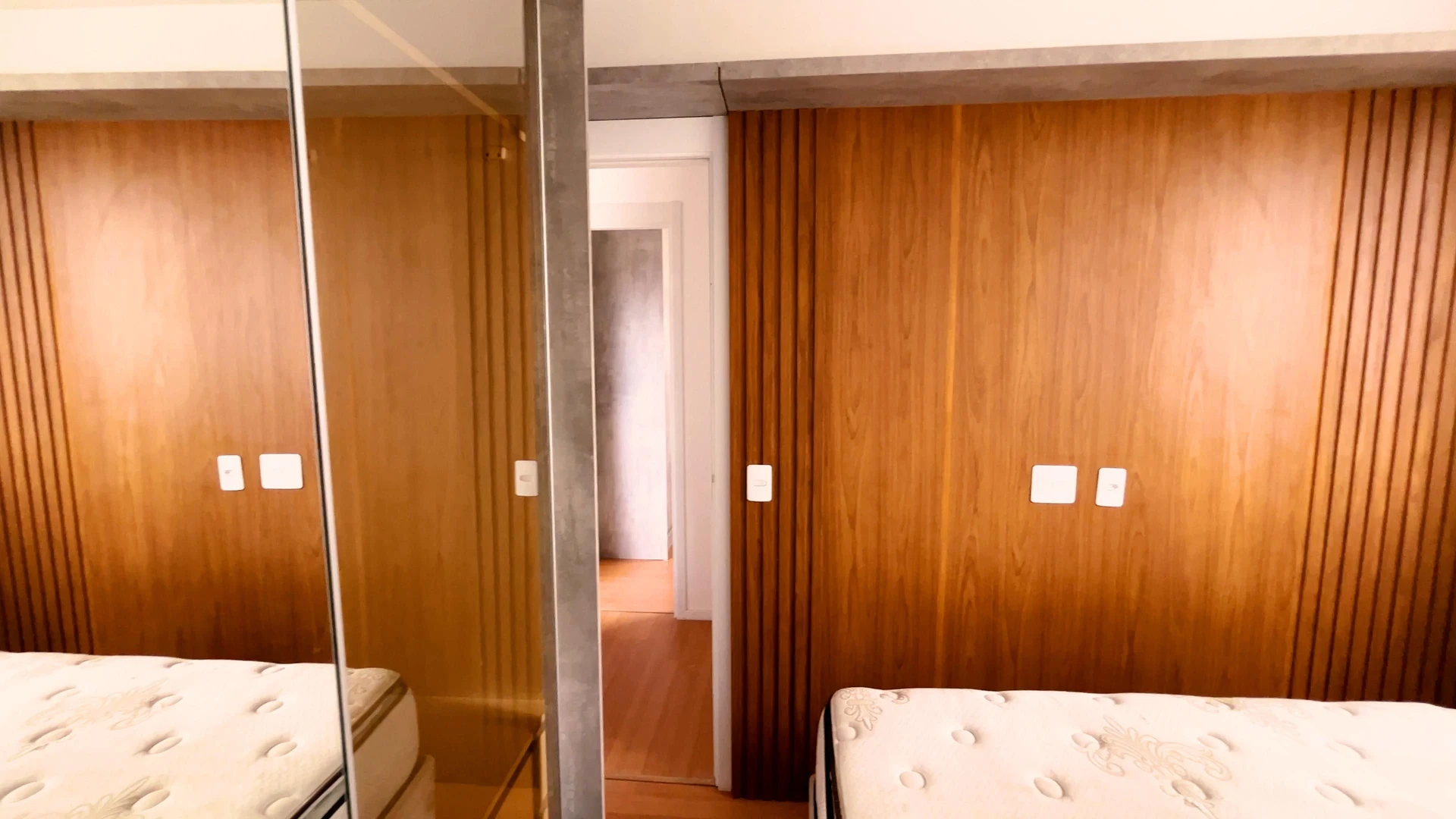 Apartamento mobiliado com varanda e churrasqueira na sacada — photo 32