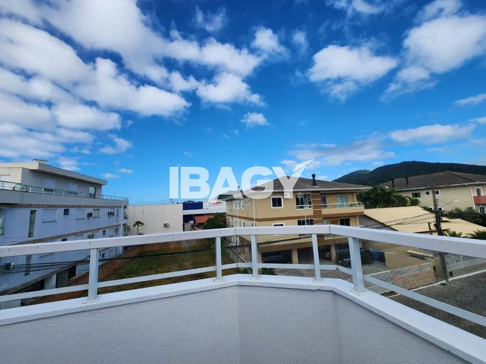 Apartamento com 4 dormitórios e churrasqueira na varanda — photo 23