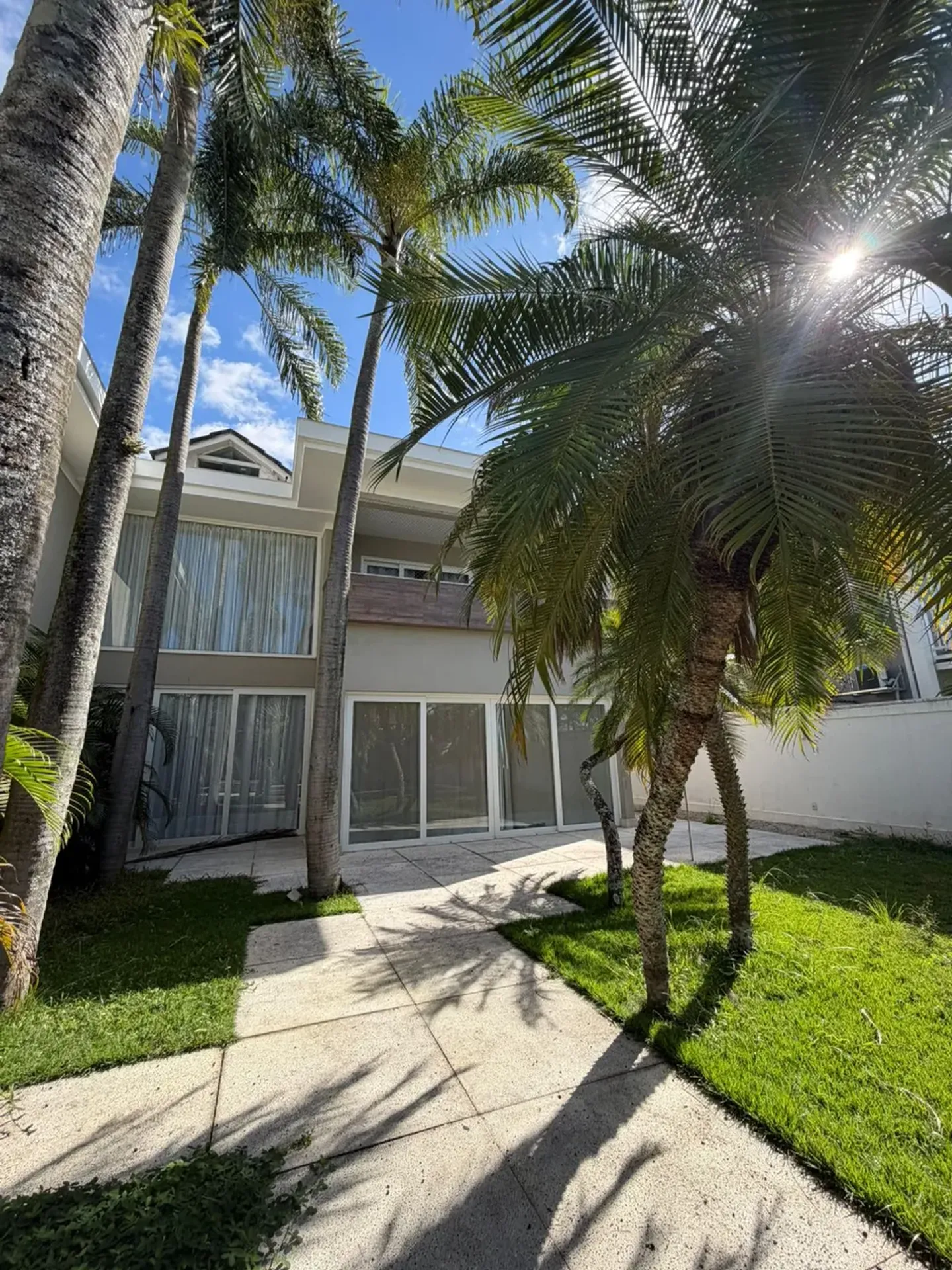 Rental and sale house with 5 bedrooms and 5 bathrooms — photo 9
