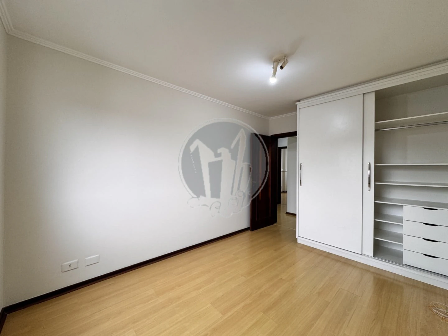 Departamento, 104 m², con piso de madera o laminado — photo 8
