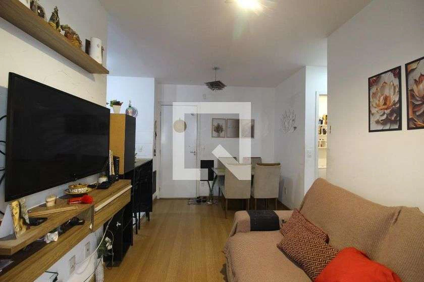 Furnished apartment with a balcony and 2 bedrooms — photo 27