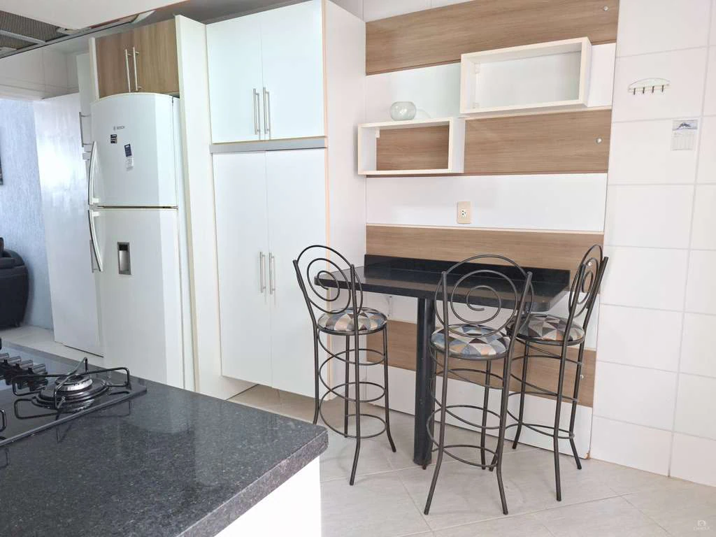 Apartamento de 2 quartos mobiliado com cozinha à parte — photo 3