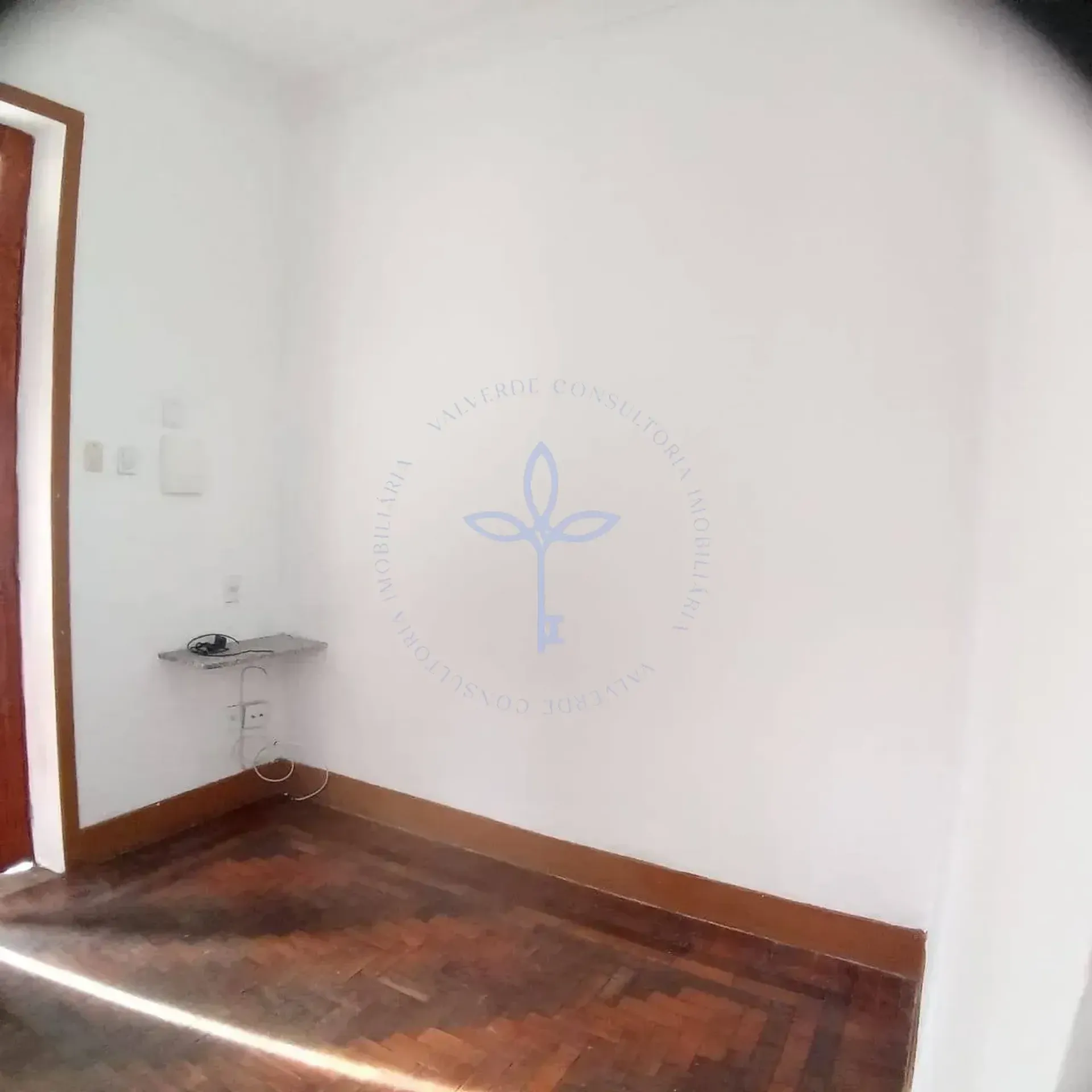 Casa com varanda e 1 vaga de estacionamento para alugar — photo 10