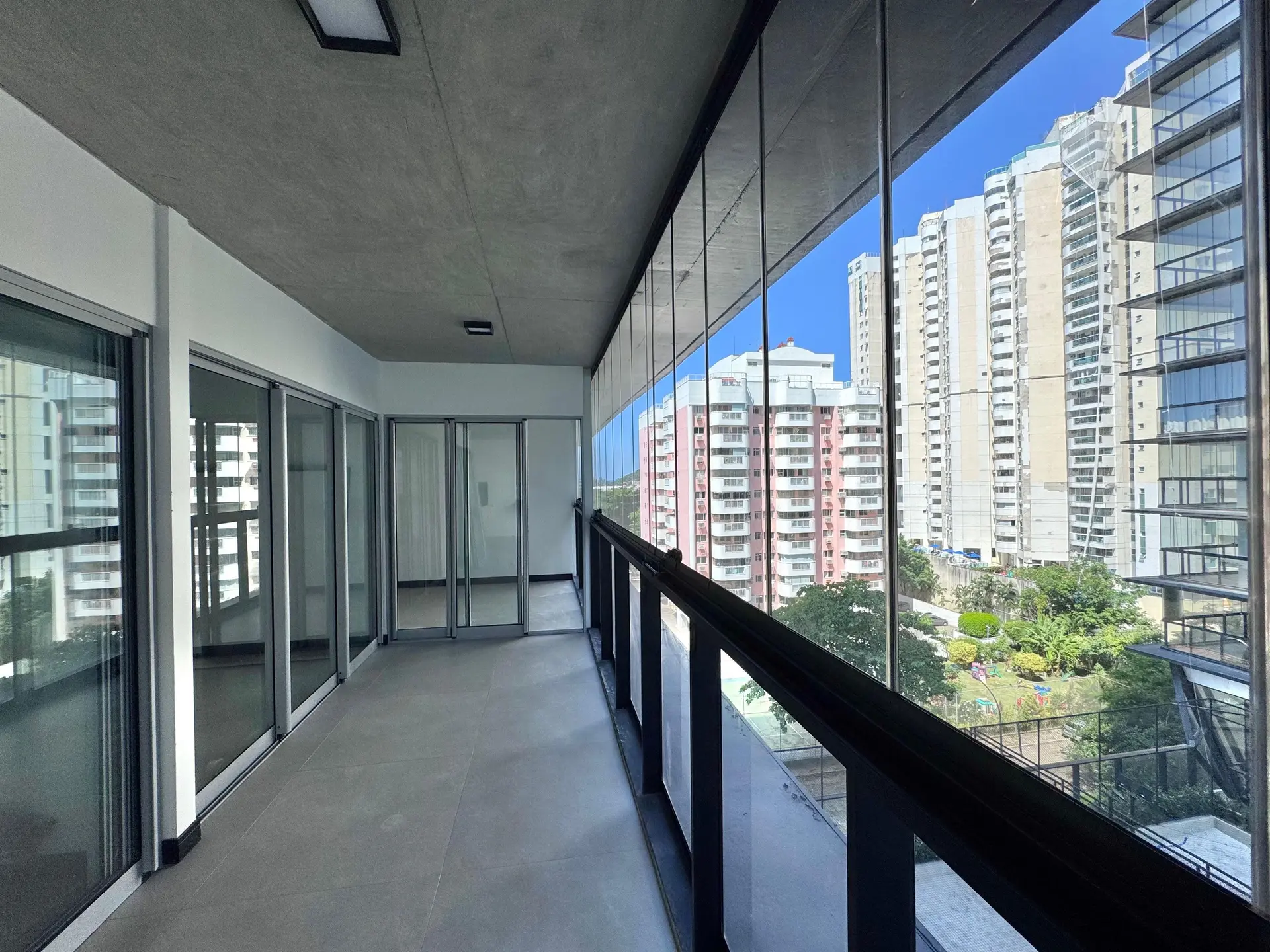Rental apartment with 3 bedrooms and 2 bathrooms — photo 6