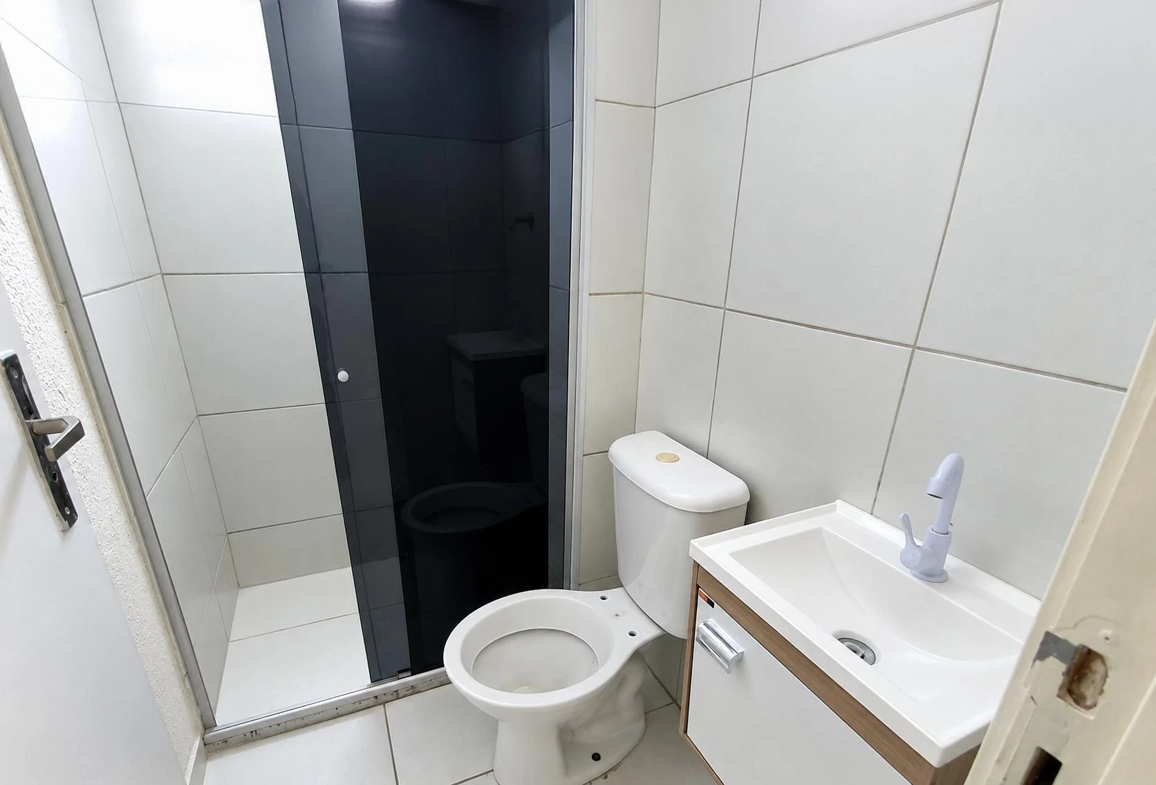 Apartamento de 2 quartos em condomínio com piscina — photo 5