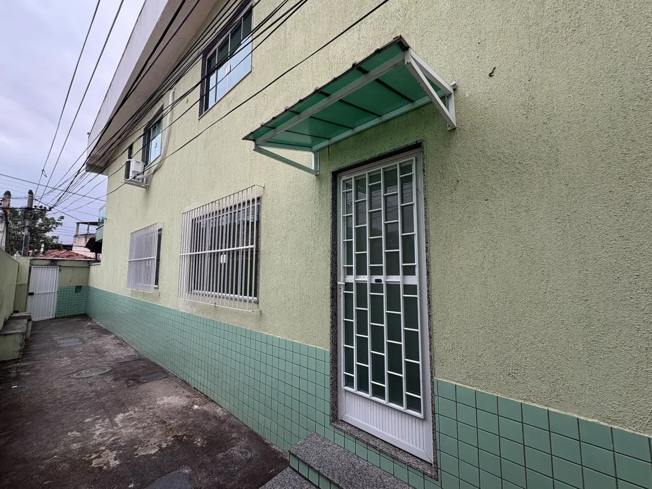 Townhouse with 2 en-suite bedrooms and balcony grill — photo 9