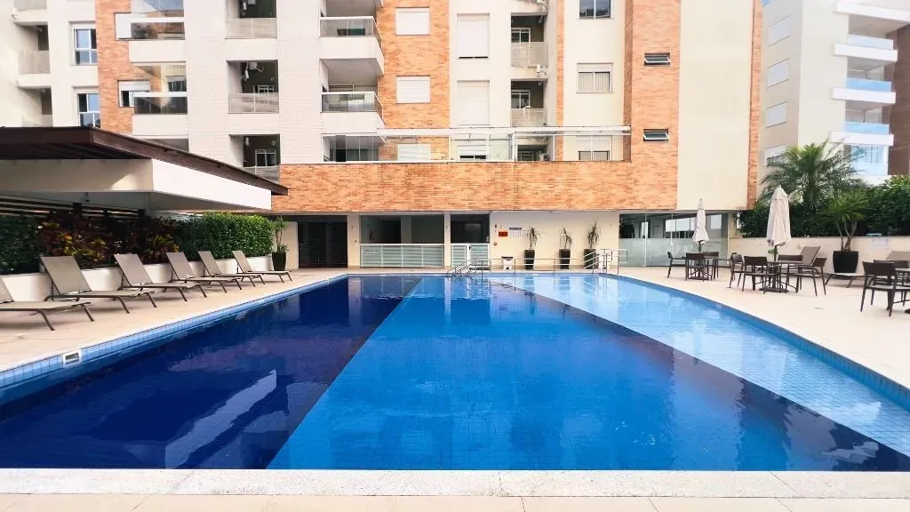 Apartamento no 4º andar com varanda envidraçada — photo 17