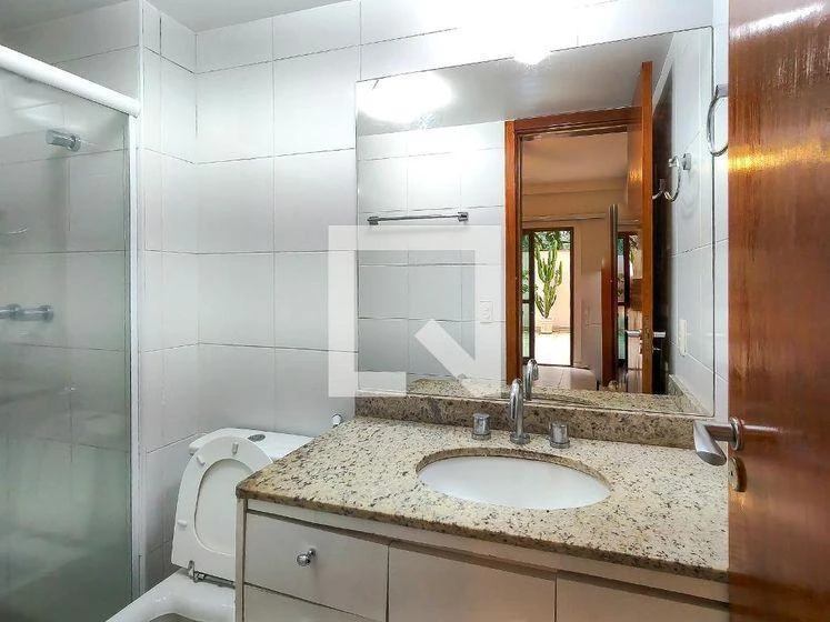 Квартира 293 м² з робочим місцем та гардеробною — photo 18