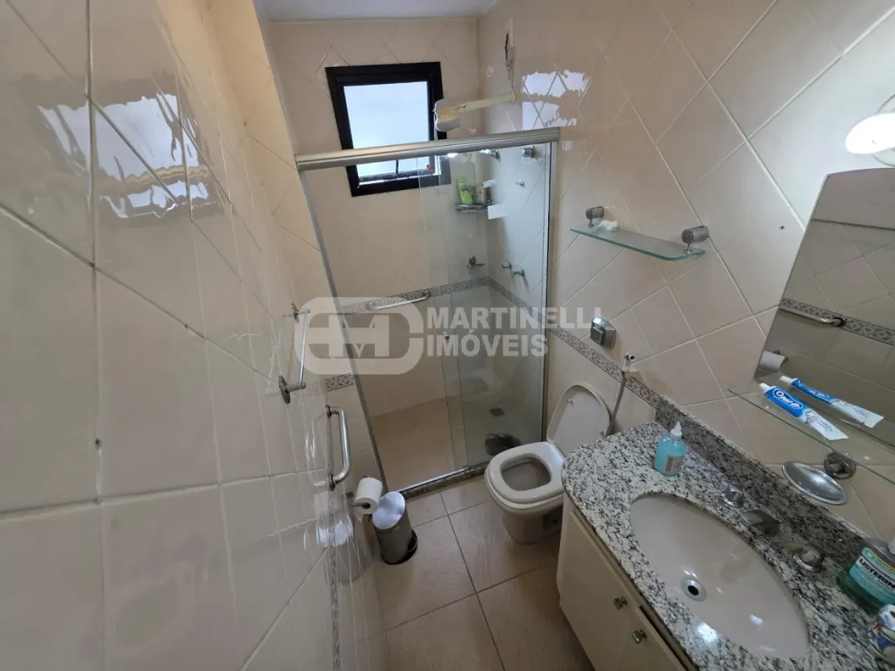 Apartamento mobiliado com 2 quartos e 1 banheiro — photo 2