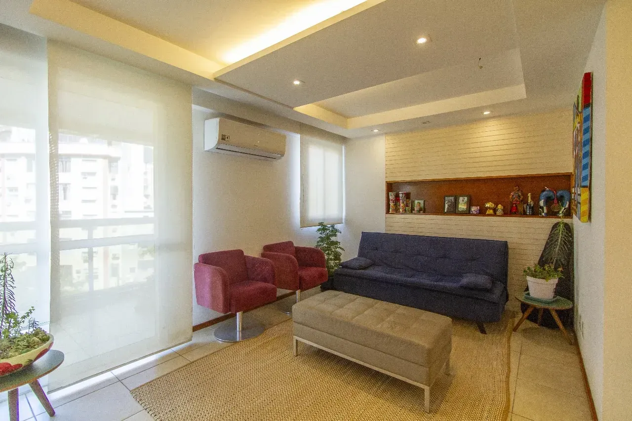 Furnished 100 m² apartment with a bedroom en-suite — photo 29