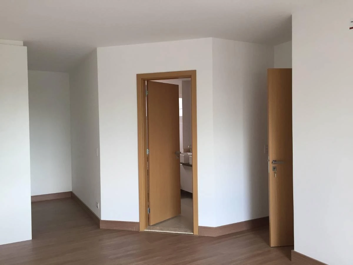 3-bedroom apartment with balcony and built-in grill — photo 17