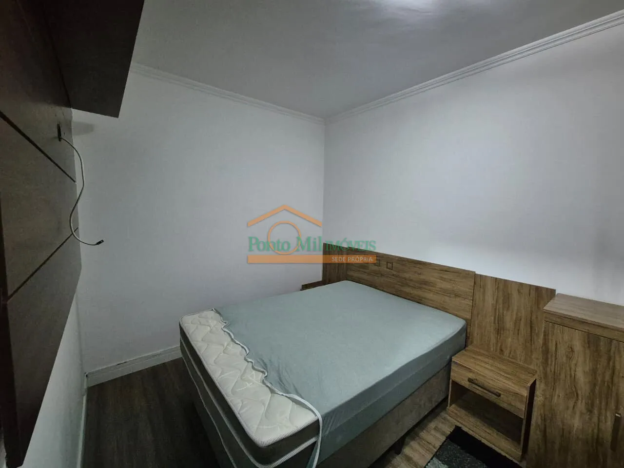 82 m² apartment with 2 bedrooms and a laundry area — photo 8