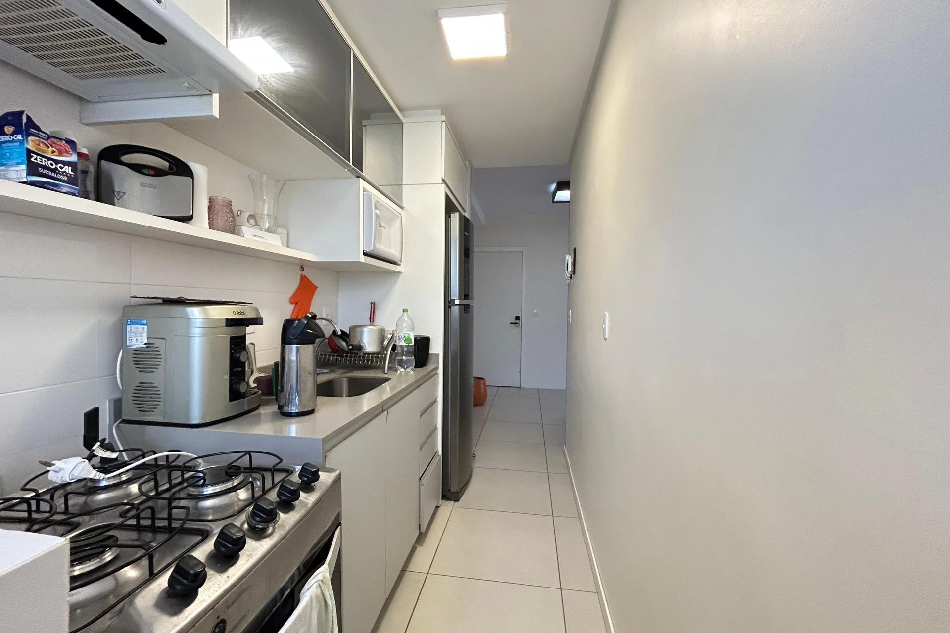 3-bedroom apartment with a grill on the balcony — photo 20