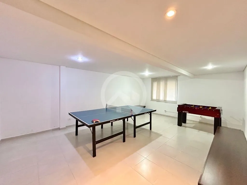 Квартира 67 м² з балконом із грилем та заскленим балконом — photo 26