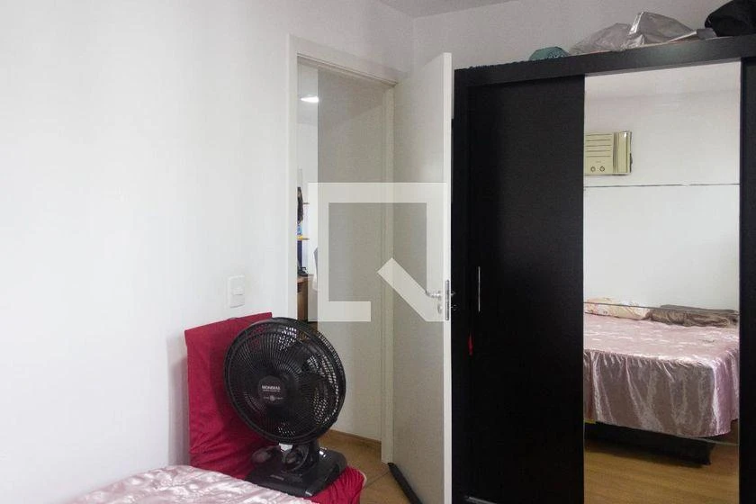 50 m² apartment with a home office and a washing machine — photo 21