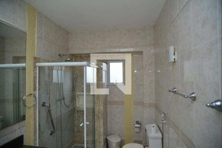 5-bedroom house with a water view — photo 12