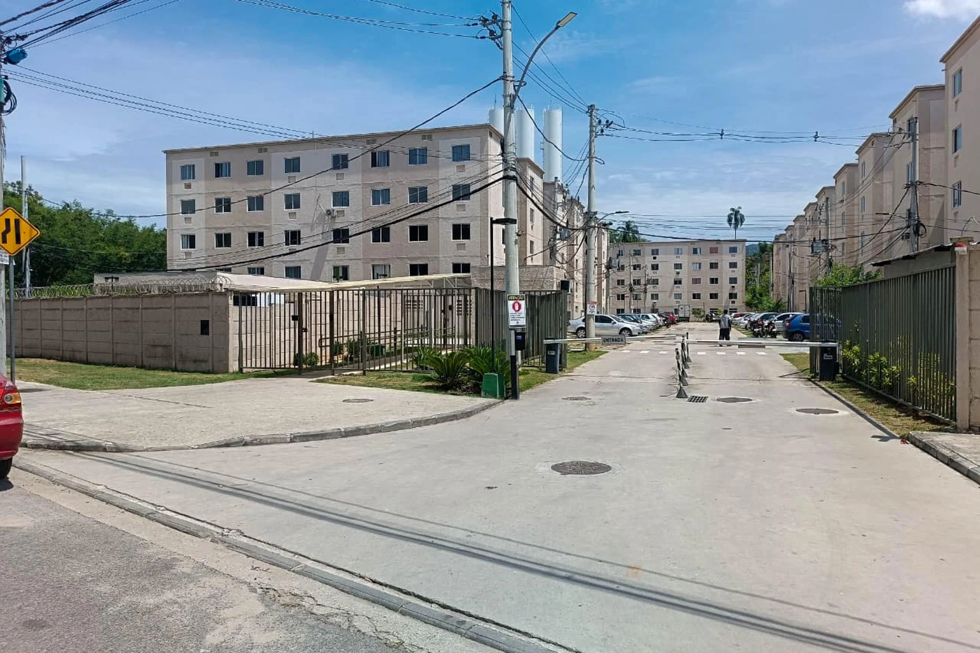 Незмебльована квартира з 2 спальнями, 1 ванною і кухнею окремо — photo 29