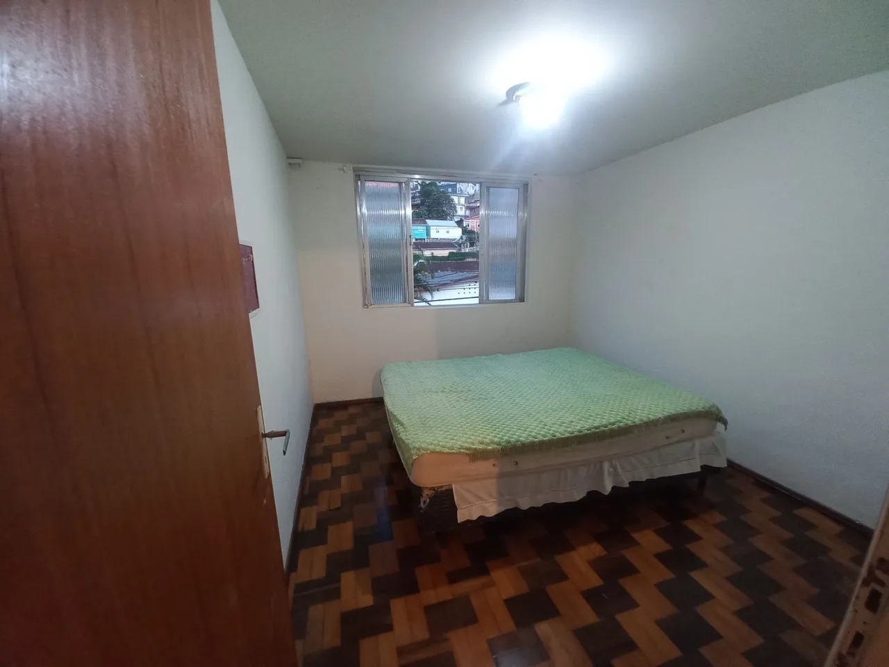 Furnished 1-bedroom apartment with a gas stove — photo 16