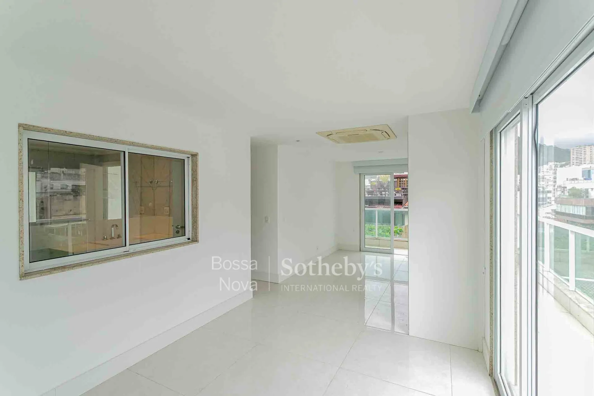 3-bedroom apartment with a private BBQ — photo 4