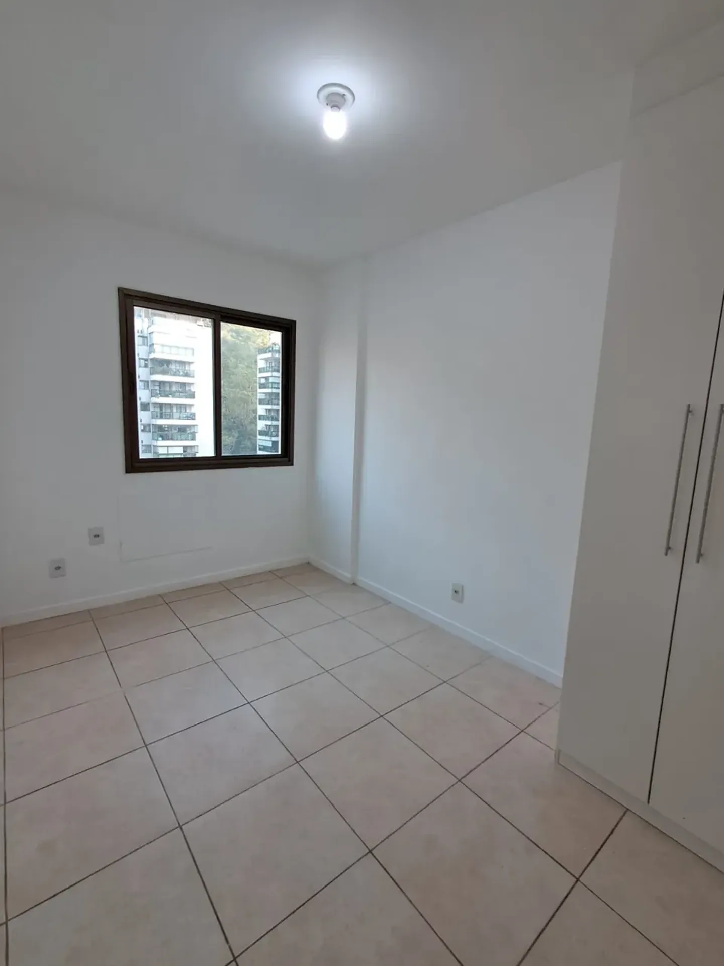 81 m² apartment with balcony and 3 bedrooms on the 5th floor — photo 14