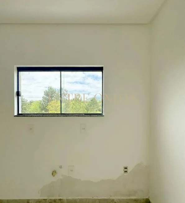 3-bedroom house with a mountain view in Florianópolis — photo 17
