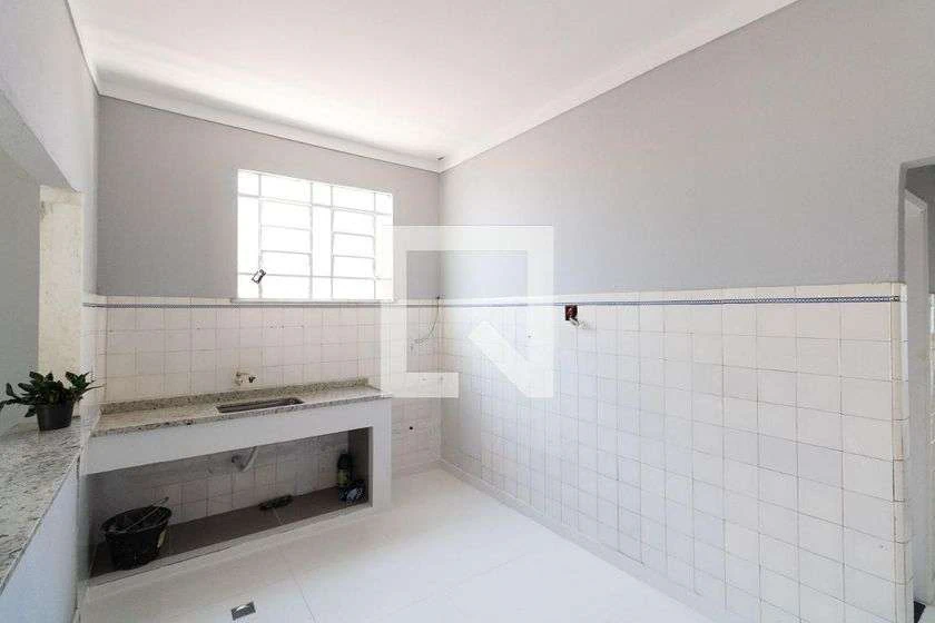Rental house with 3 bedrooms, 360 m² and 3 parking spots — photo 3