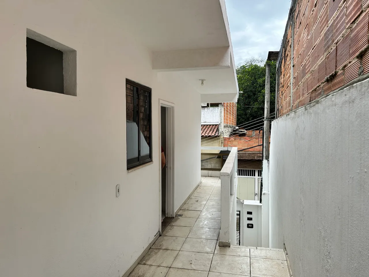 1-bedroom apartment with a separate closed kitchen — photo 12
